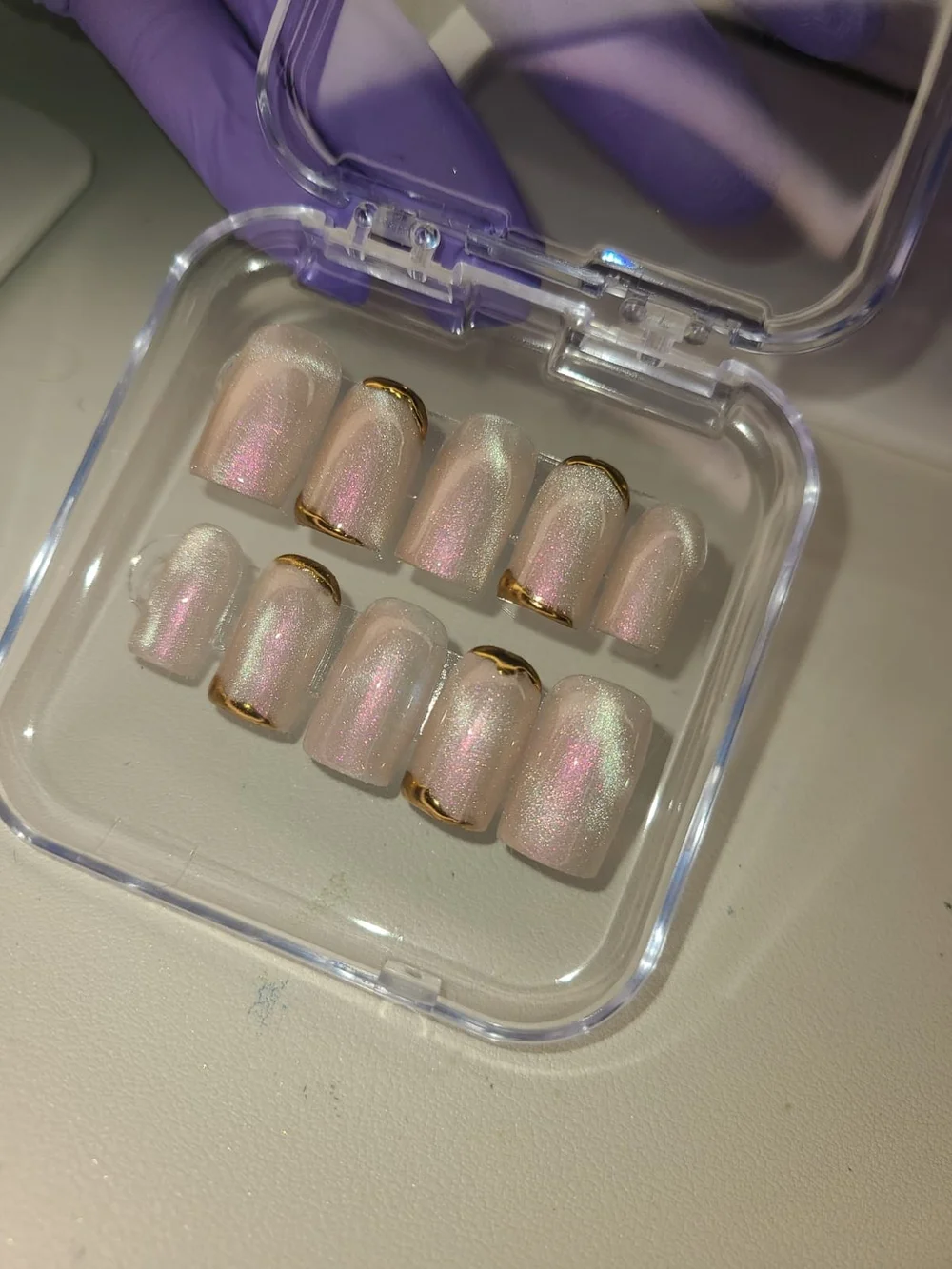 Size (S) Pearlescent Pink Press-On Nails with Gold Trim – Ready-to-Wear Set